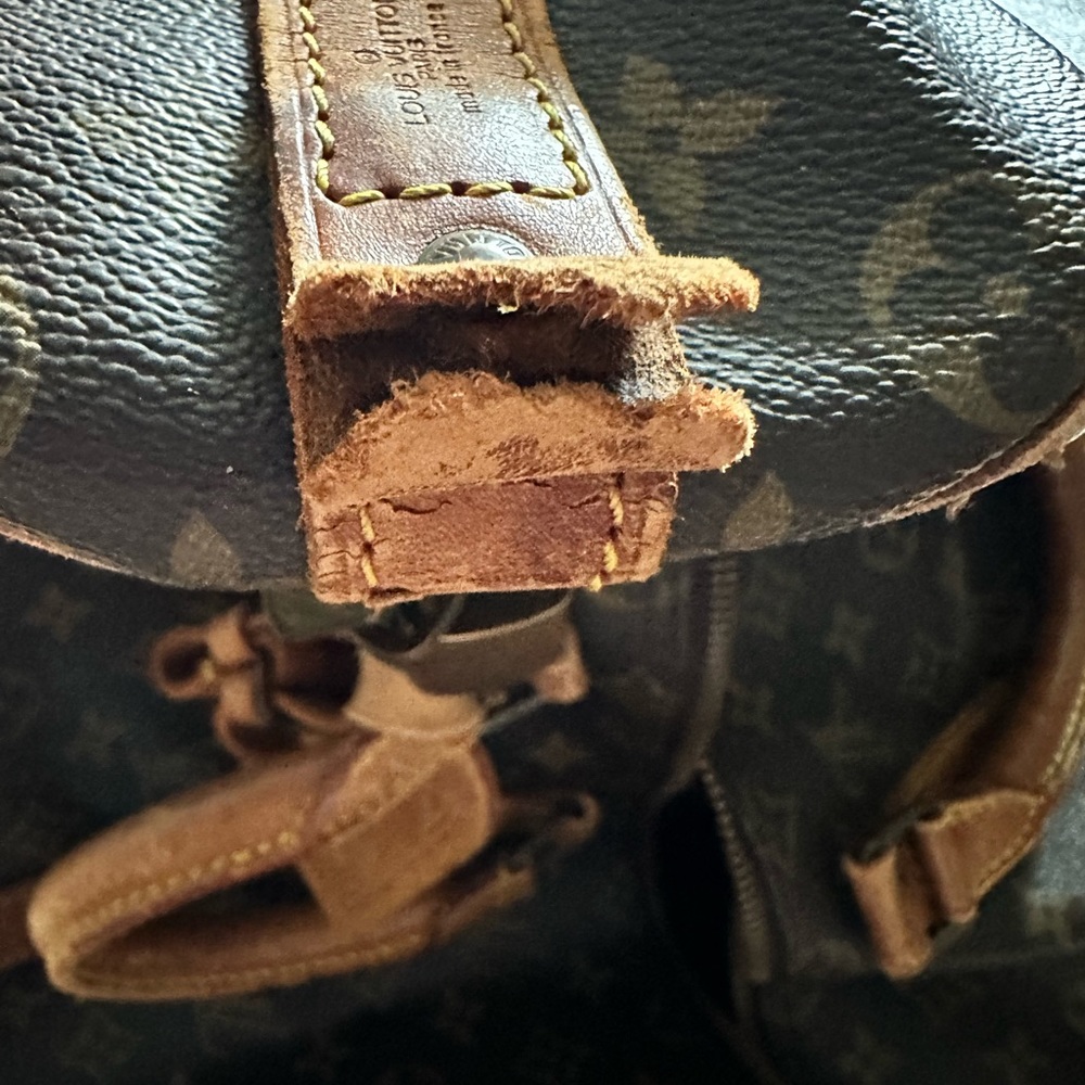 Auth Louis Vuitton Monogram Keepol Bandolier 50 M41416 - Picture 14 of 15